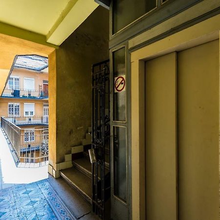 Fleur Creme Apartment Будапеща Екстериор снимка