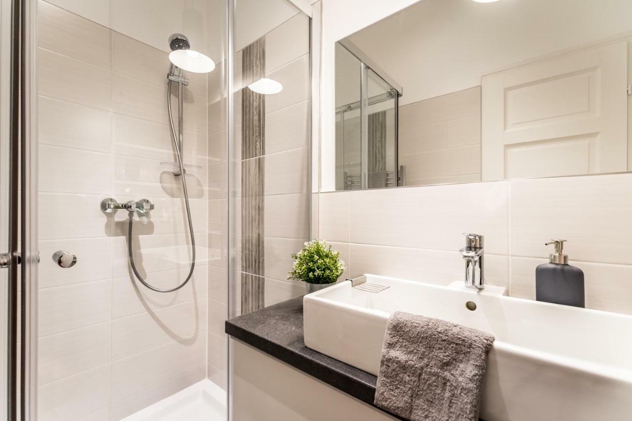 Fleur Creme Apartment Будапеща Екстериор снимка