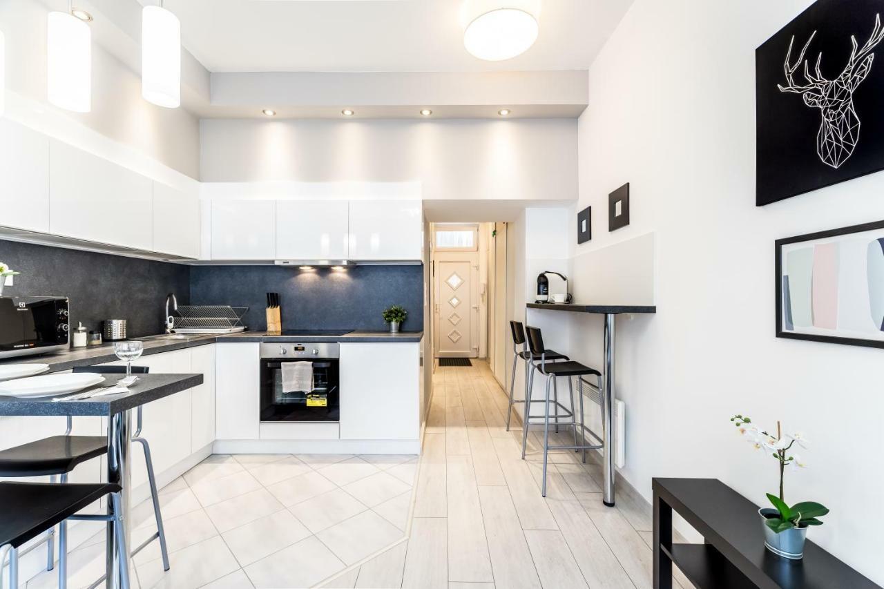 Fleur Creme Apartment Будапеща Екстериор снимка