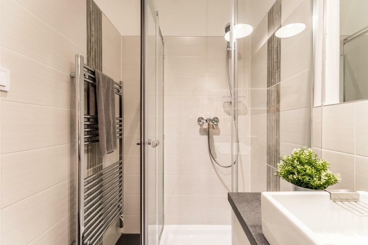 Fleur Creme Apartment Будапеща Екстериор снимка