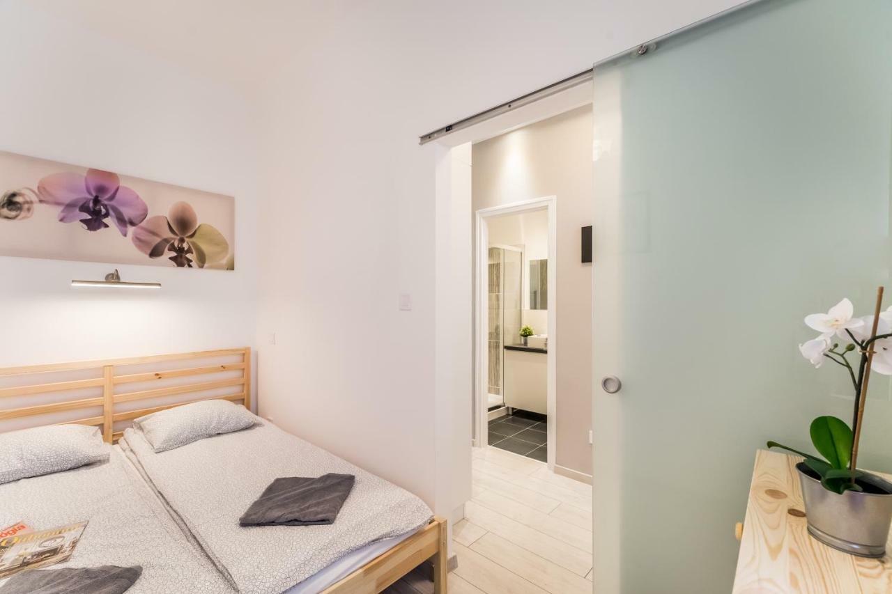 Fleur Creme Apartment Будапеща Екстериор снимка