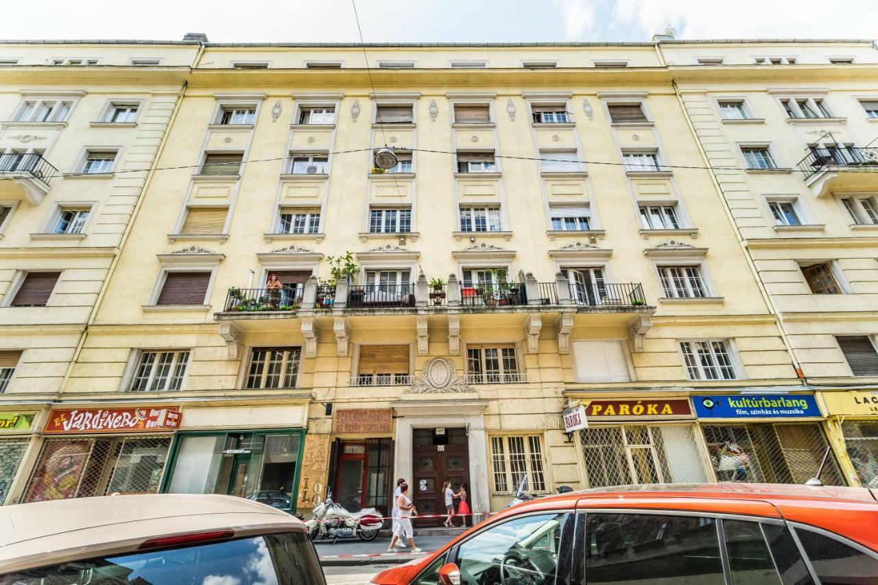 Fleur Creme Apartment Будапеща Екстериор снимка